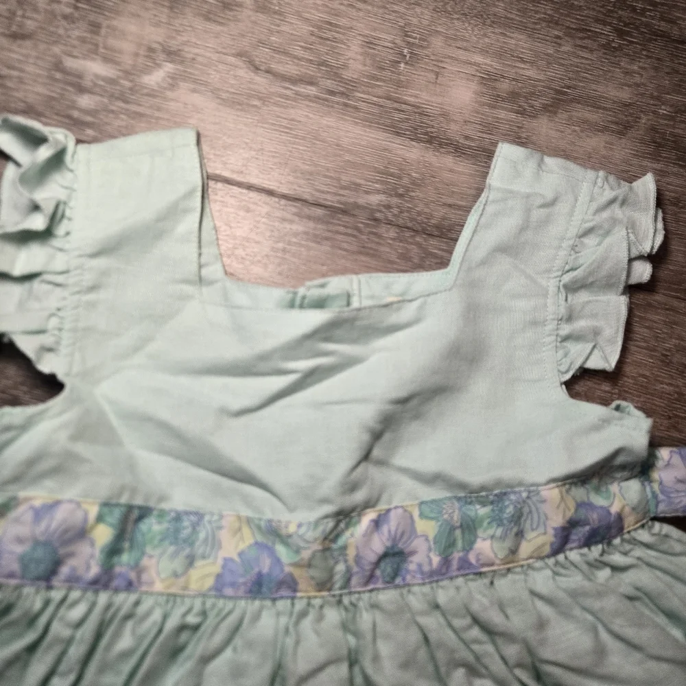 Matilda Jane Fantasy Folk Mint Green Dress with Scalloped Hem.‎ Size 4.